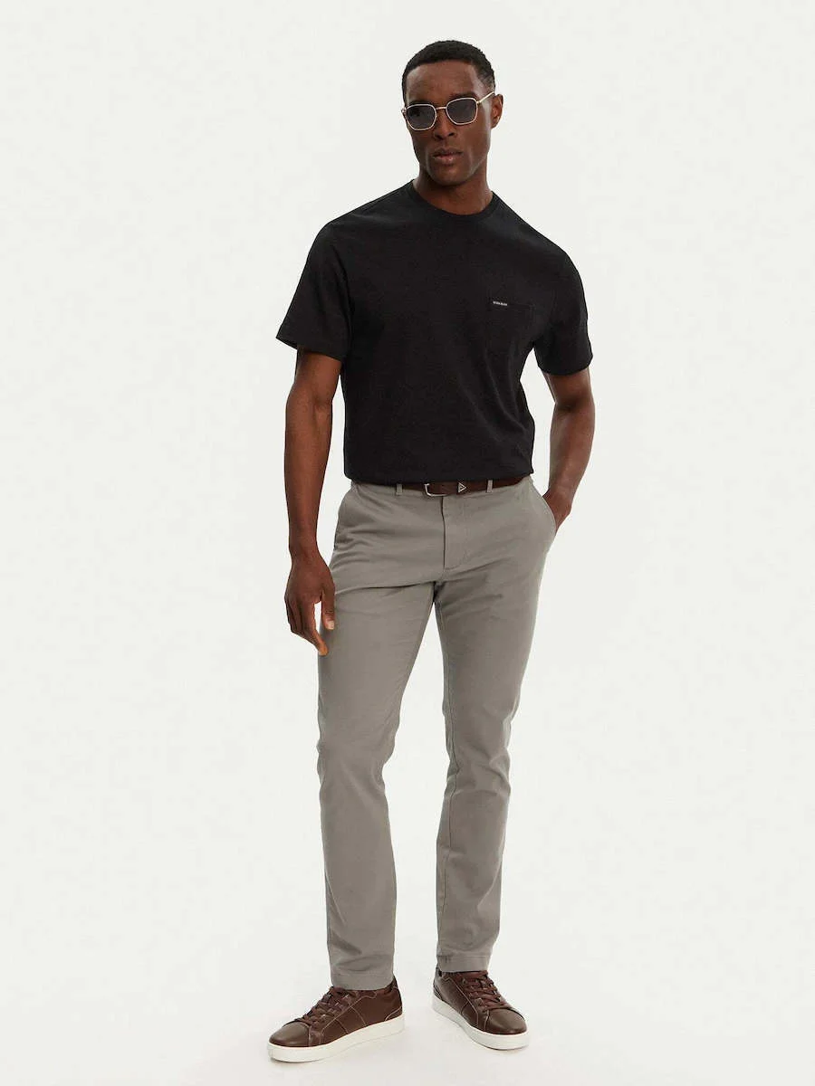 Tricou bărbați Guess Jeans negru, regular fit